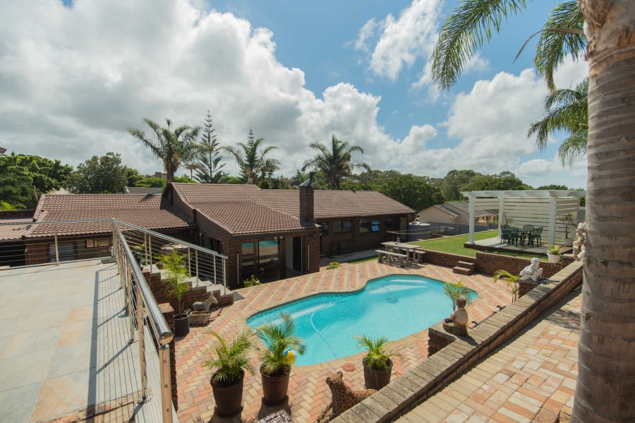 4 Bedroom Property for Sale in Lovemore Heights Estate Eastern Cape